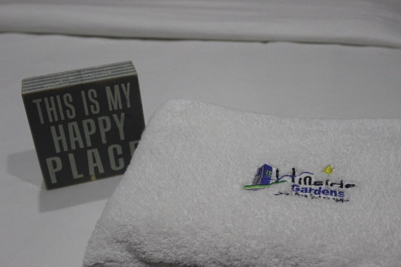 ホテル Hillside Gardens Ltd ラゴス エクステリア 写真